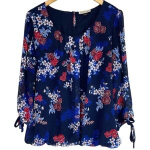 Blousology Floral Swiss Dot 3/4 Tie Sleeve Blouse
Navy Blue Box Pleat Neckline L